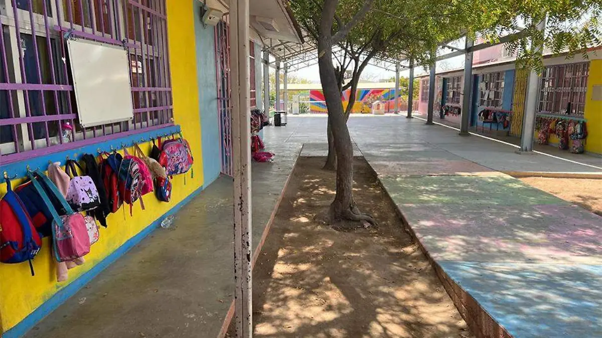 Clases ecuela primaria los cabos